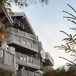 Le K2 Chogori Hotel 5*